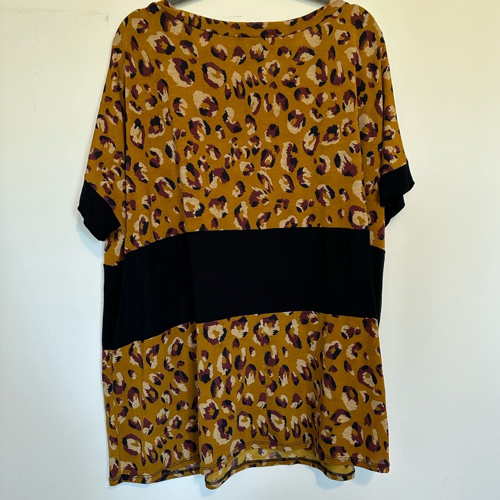 Leopard Shirt - Picture 3 of 5